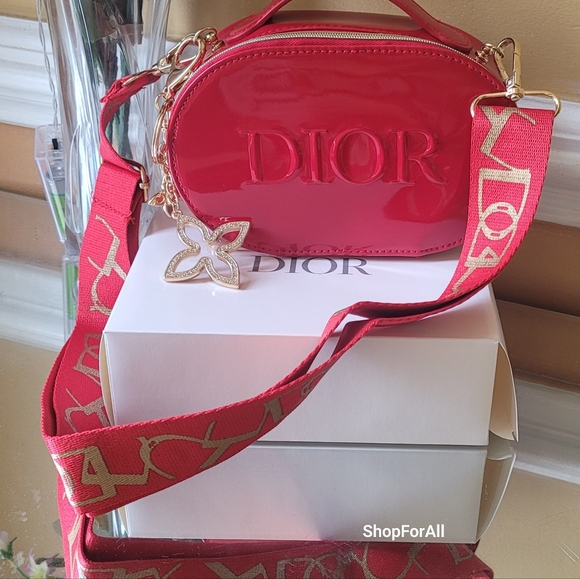 - Dior Red Women's Case /cross Body - Picture 1 of 16